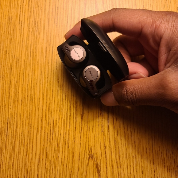 Jabra Elite 65t Earbuds | True Wireless | Bluetooth | Copper Black | - Picture 6 of 6